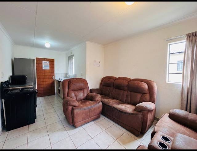 3 BEDROOM HOUSE FOR SALE IN SAVANNA CITY